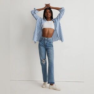 Madewell Petite Perfect Vintage Straight Jean Knee Rip in Kingsbury Wash 29P C10